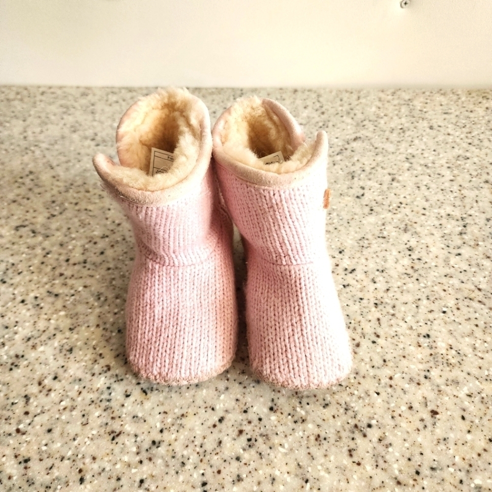 UGG knit Slip-On Booties Toddler 4/5